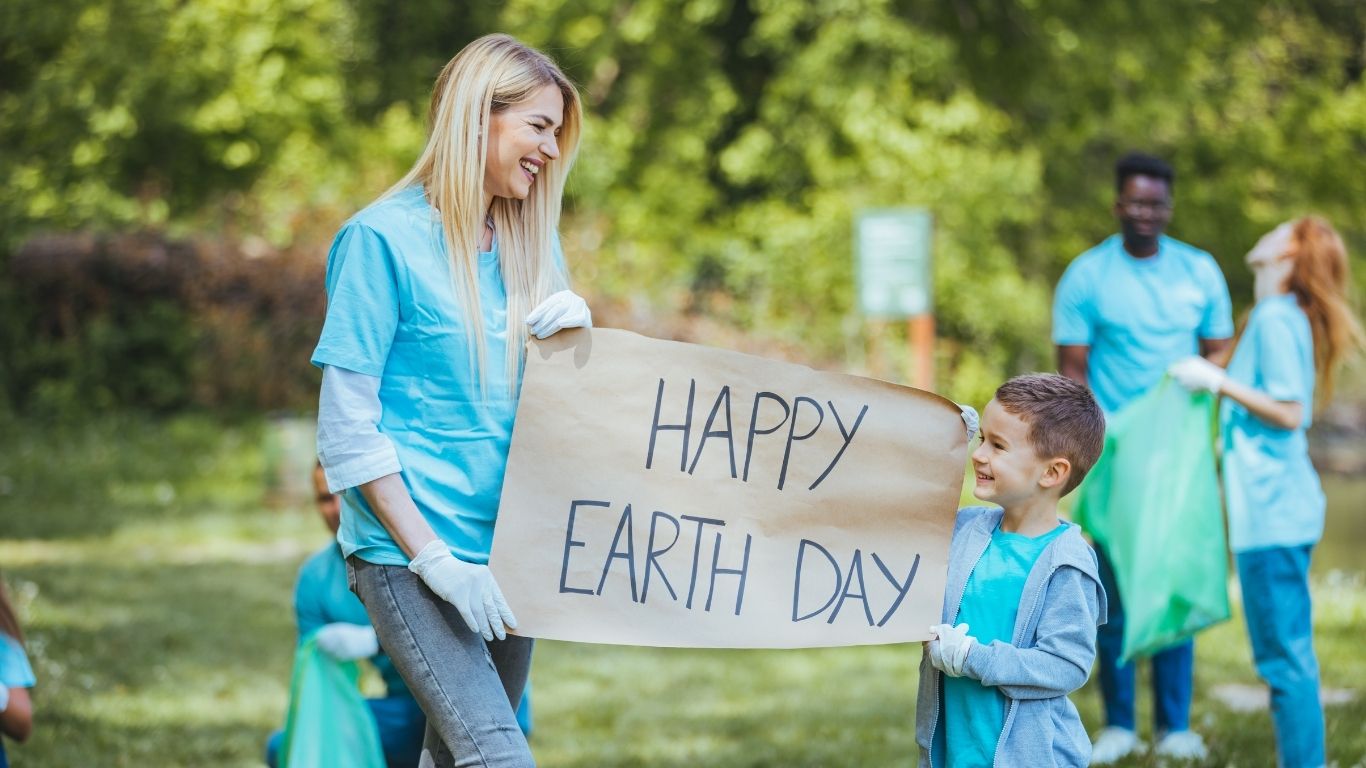 From Waste to Resource: Creative Ways to Reuse and Repurpose Household Items